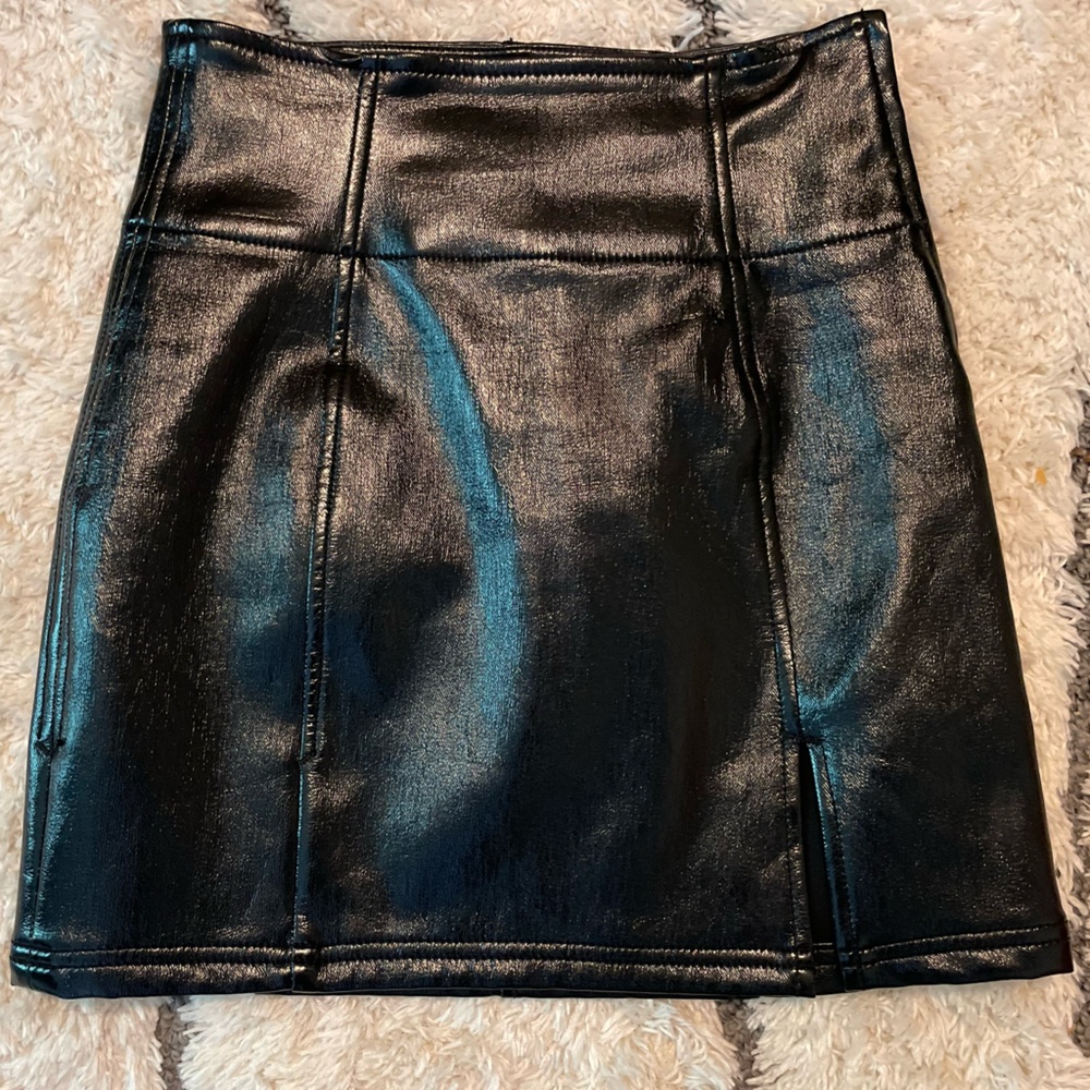 XS Free People Black Faux Leather Skirt
